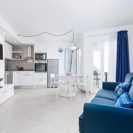 Home2book Charming Azurro Wifi Apartment